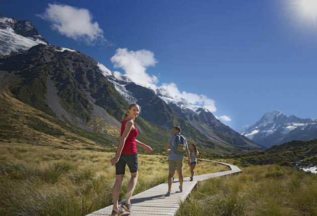 ここでご紹介する旅行会社は、あなたのニュージーランドへのご旅行をご予算に応じて、プランニングから予約、手配までお手伝いします。