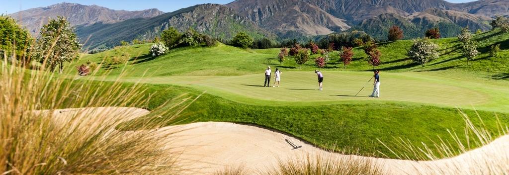 Discover why Queenstown golf courses are on par with the best in the world.